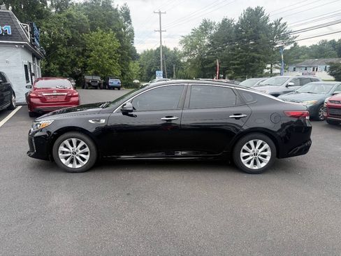 Used 2018 Kia Optima S FWD image 6