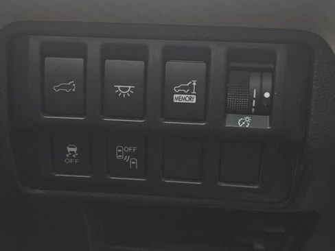 Used 2020 Subaru Ascent Premium w/ Convenience Package image 27