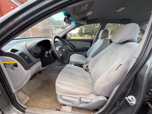 Used 2007 Hyundai Elantra SE FWD image 12