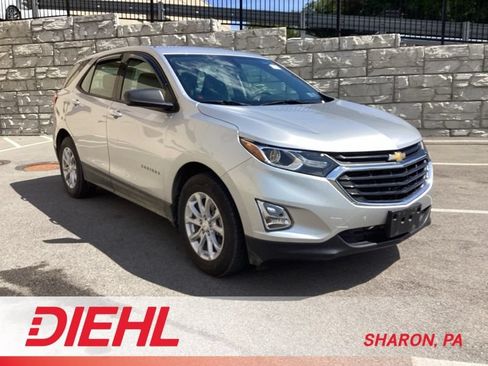 Used 2019 Chevrolet Equinox LS FWD image 1