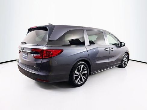 Used 2023 Honda Odyssey Touring image 10