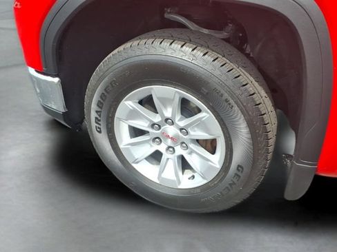 Used 2025 GMC Sierra 1500 Pro w/ Pro Value Package RWD image 18
