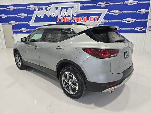 Used 2024 Chevrolet Blazer LT w/ Convenience Package image 6