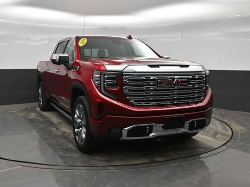 Used 2024 GMC Sierra 1500 Denali w/ Denali Reserve Package image 2