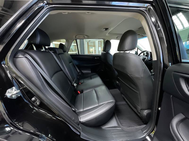 Used 2018 Subaru Outback 2.5i Limited AWD/4WD image 27