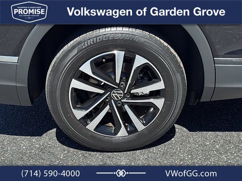 Used 2022 Volkswagen Tiguan S FWD image 10