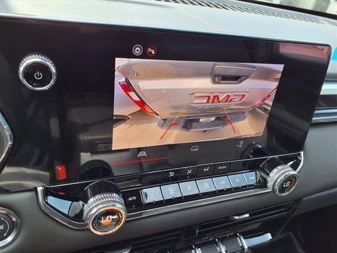 New 2026 GMC Canyon Elevation w/ Convenience Package image 4