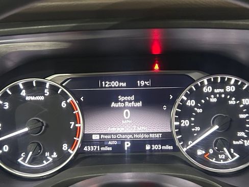 Used 2021 Nissan Rogue S AWD/4WD image 65