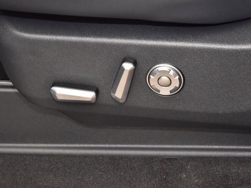 New 2026 Lincoln Navigator L Black Label AWD/4WD image 38
