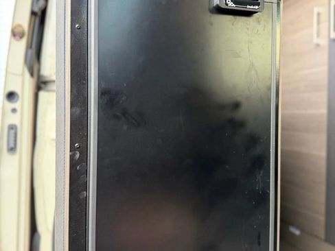 Used 2022 Mercedes-Benz Sprinter 2500 image 33