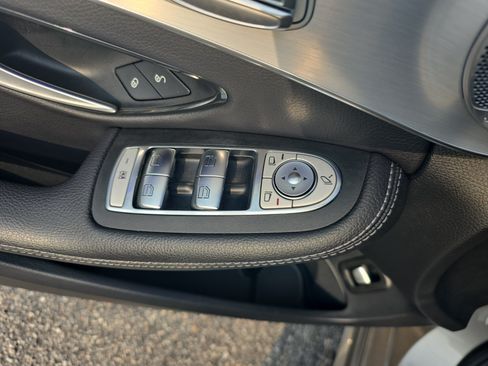 Used 2021 Mercedes-Benz C 300 Sedan image 24