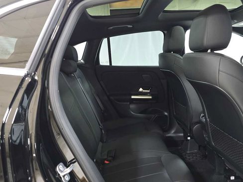 Used 2026 Mercedes-Benz GLA 250 4MATIC image 12