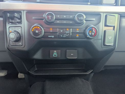 Used 2023 Ford F350 XLT w/ 360-Degree Camera Package image 29