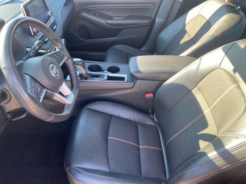 Used 2022 Nissan Altima 2.5 SR image 11