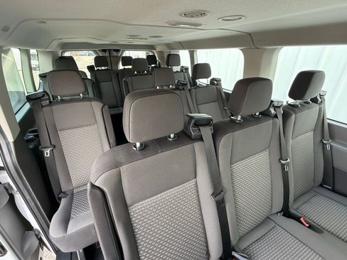 Used 2025 Ford Transit 350 XLT image 33