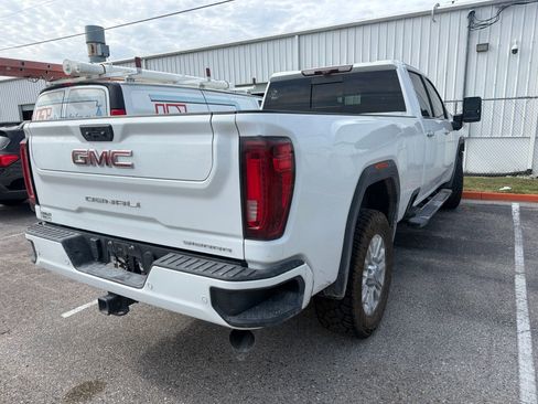 Used 2021 GMC Sierra 3500 Denali w/ Denali Ultimate Package AWD/4WD image 11