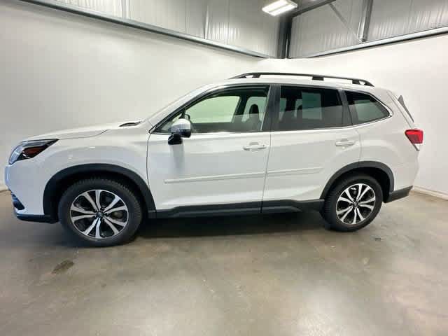 Used 2023 Subaru Forester Limited AWD/4WD image 2