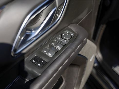 Used 2021 Chevrolet Tahoe LT w/ LT Signature Package image 22