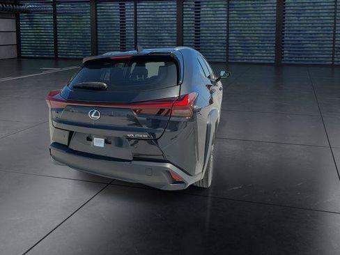 Certified 2024 Lexus UX 250h FWD image 8