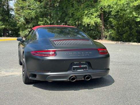 Used 2017 Porsche 911 Targa 4 GTS AWD/4WD image 9