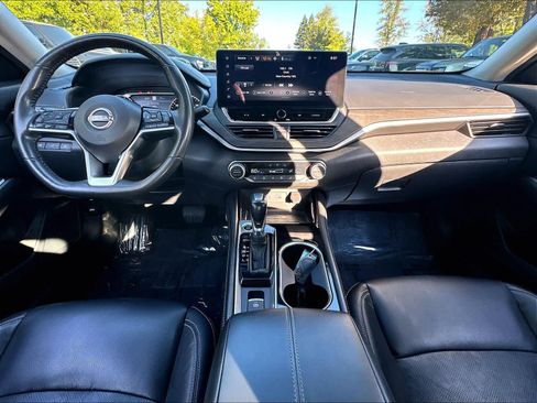 Used 2023 Nissan Altima 2.5 SL FWD image 18