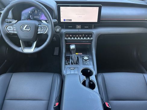 Certified 2026 Lexus IS 350 F Sport RWD image 17