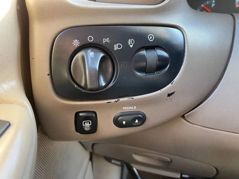 Used 2000 Ford Expedition Eddie Bauer image 27