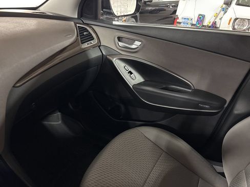 Used 2018 Hyundai Santa Fe Sport AWD/4WD image 25