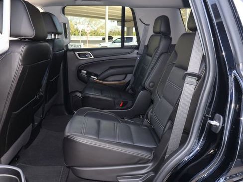 Used 2020 GMC Yukon Denali w/ Denali Premium Package image 12