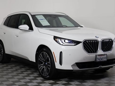 Certified 2026 BMW X3 xDrive30i w/ Convenience Package AWD/4WD image 3