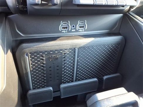 New 2026 RAM 1500 4x4 Crew Cab image 8