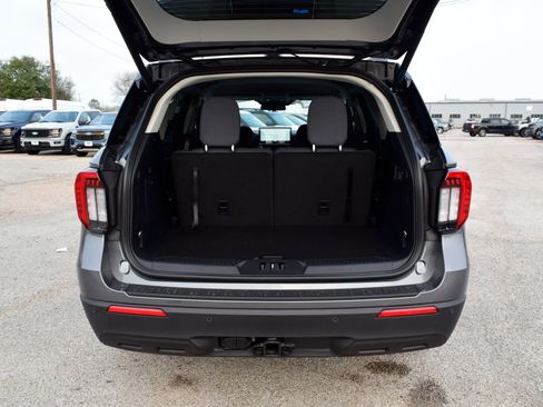 New 2026 Ford Explorer Active image 22