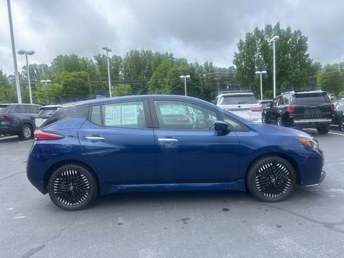 Used 2023 Nissan Leaf SV Plus FWD image 5