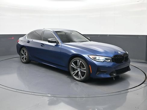 Used 2021 BMW 330i Sedan w/ Convenience Package RWD image 1
