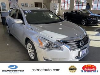Used 2013 Nissan Altima 2.5 S image 1