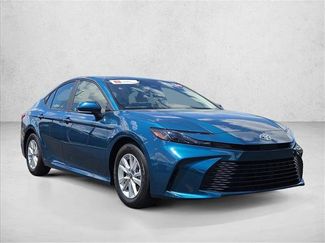 Used 2026 Toyota Camry LE FWD video 3
