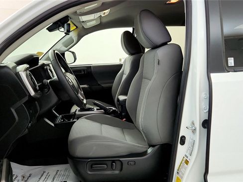 Used 2023 Toyota Tacoma SR5 image 25