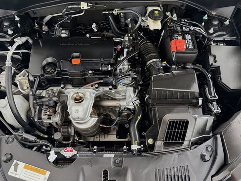 Certified 2026 Honda HR-V LX image 10