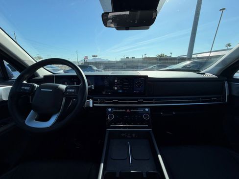 Used 2025 Hyundai Santa Fe SEL image 35