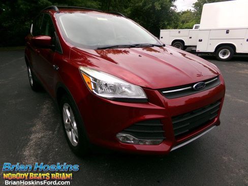 Used 2014 Ford Escape SE w/ Equipment Group 201A AWD/4WD image 1