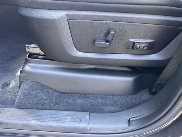 New 2026 RAM 3500 Laramie w/ Night Edition AWD/4WD image 21