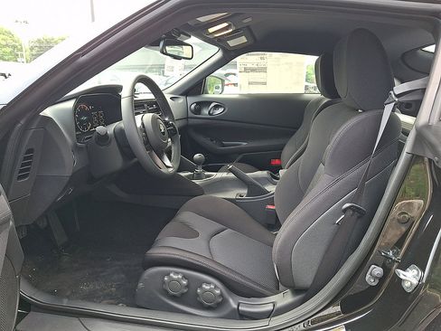 New 2026 Nissan Z Sport w/ Floor Mat Package RWD image 5