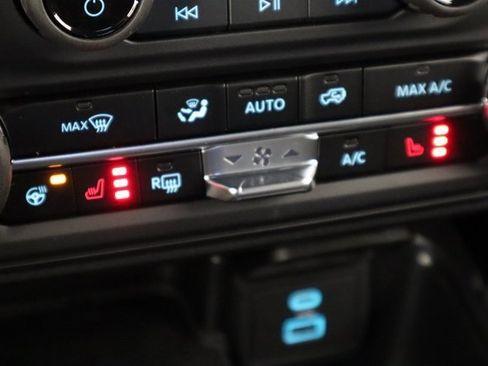 New 2025 Ford Bronco Outer Banks image 25