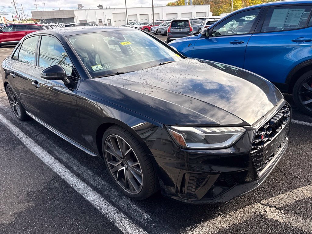 Used 2024 Audi S4 Premium Plus w/ Premium Plus Package AWD/4WD image 4