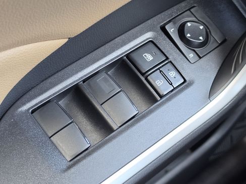 Certified 2025 Toyota RAV4 LE AWD/4WD image 14