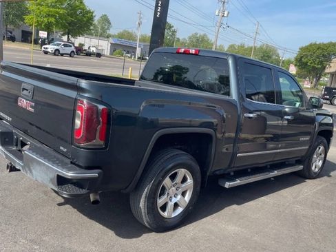 Used 2017 GMC Sierra 1500 SLT AWD/4WD image 10
