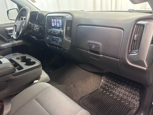 Used 2018 Chevrolet Silverado 1500 LT AWD/4WD image 20