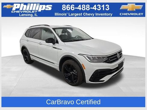 Used 2024 Volkswagen Tiguan SE R-Line AWD/4WD image 1