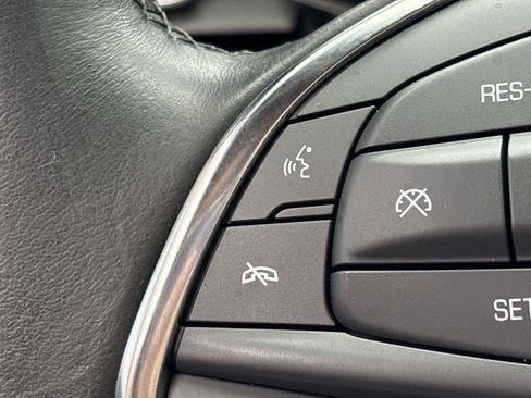 Used 2020 Cadillac XT5 Luxury image 29