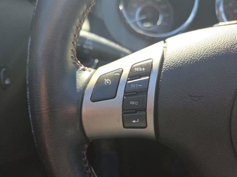 Used 2007 Pontiac Solstice GXP w/ Premium Package RWD image 30